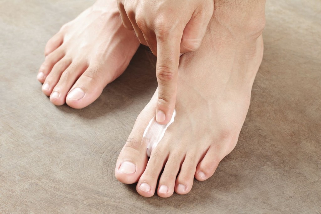 Самые эффективные способы лечения ногтевого грибка на ногах