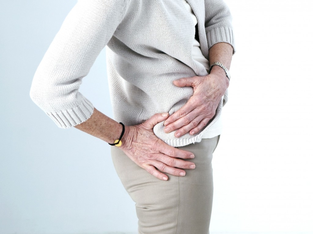 Артрит тазобедренного сустава: симптомы и лечение