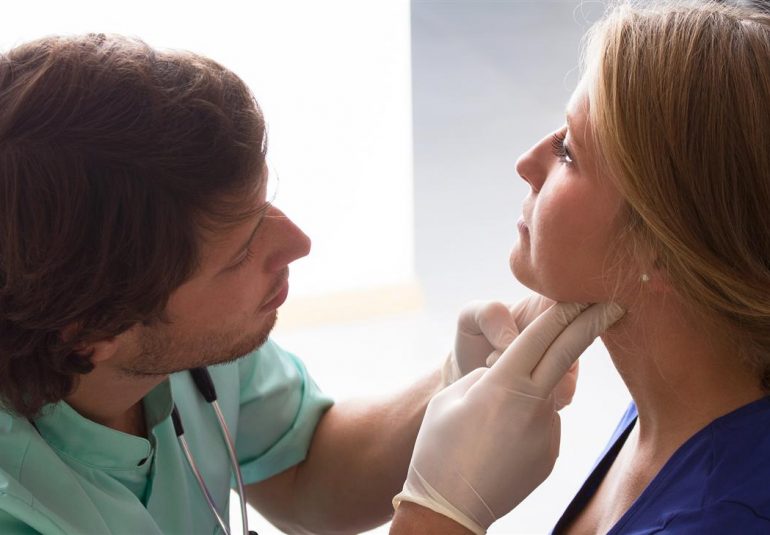 Щитовидная железа: симптомы заболевания у женщин, лечение