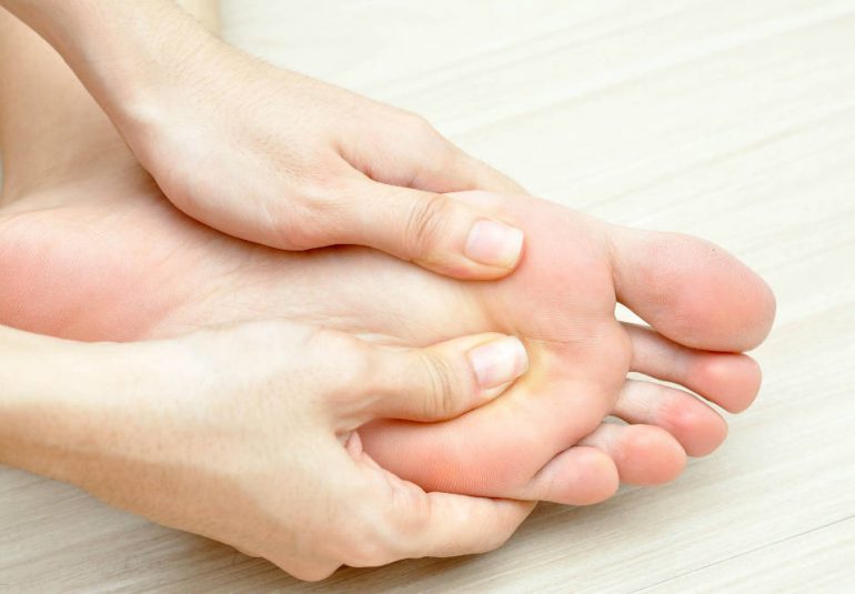 Болезни стопы ног: симптомы и лечение
